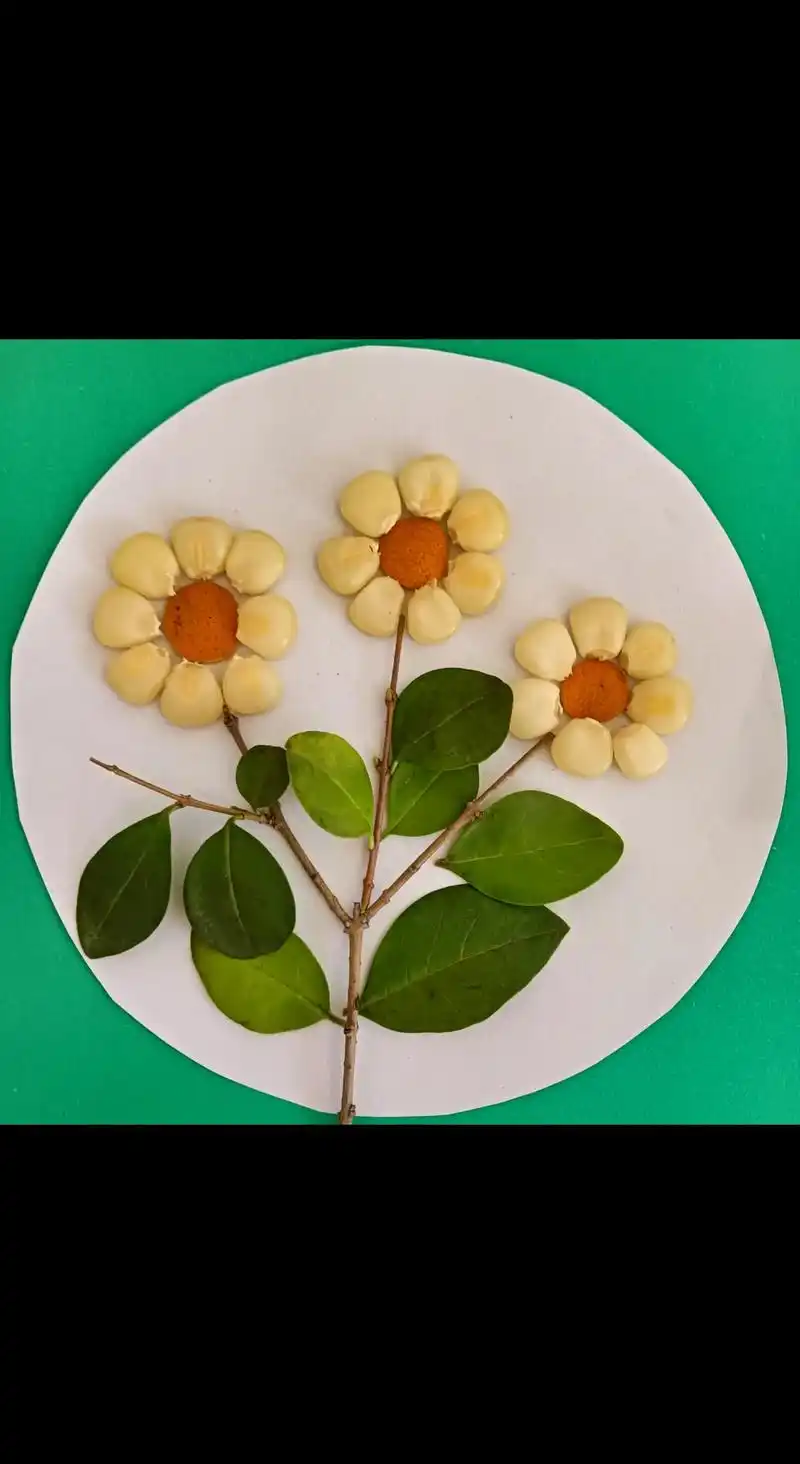 树叶贴图变废为宝!#秋天的落叶手工 #树叶贴画 #幼儿园作业 - 抖音