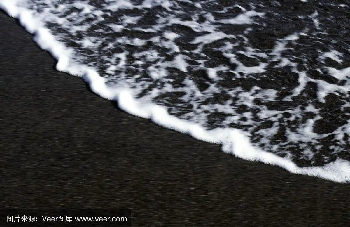 印尼,巴厘岛,沧谷黑沙滩,海浪.