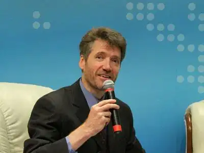 罗大卫:全球供应链的风险和机遇