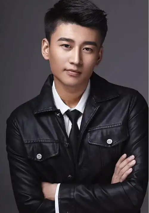 《浪花淘尽》热拍 金天深藏不露大玩谍战