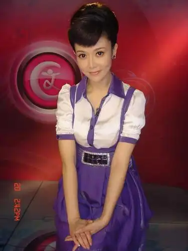 资料图片每日文娱播报主持人陈晨5