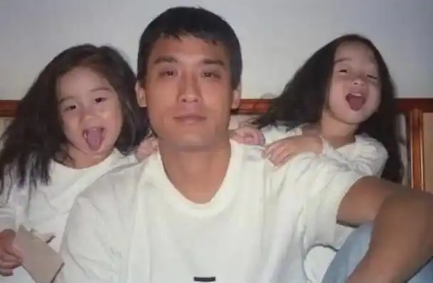 梁家辉,如今婚姻恩爱如初|影帝|模特|记者|张曼玉|电影导演_网易订阅