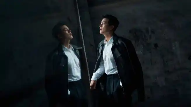 中气十足,一身正气,属实羡慕在现场的观众啊,期待欧豪在电影中的精彩