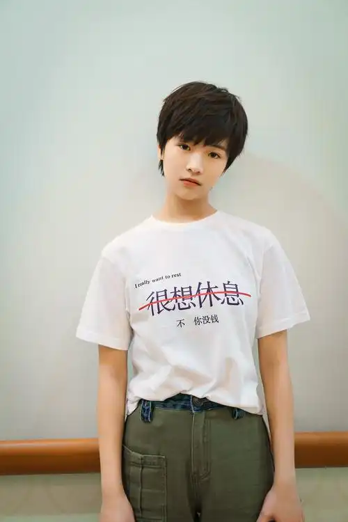 李庚希《二十不惑》飙演技 作为00后演技再受肯定