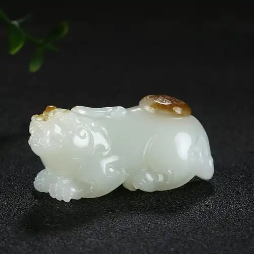 招财纳福新疆和田玉貔貅吊坠玉佩烟青玉瑞兽如意挂件天然玉石