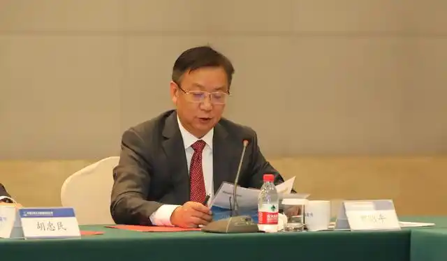 长城公司举办庆祝成立四十周年座谈会