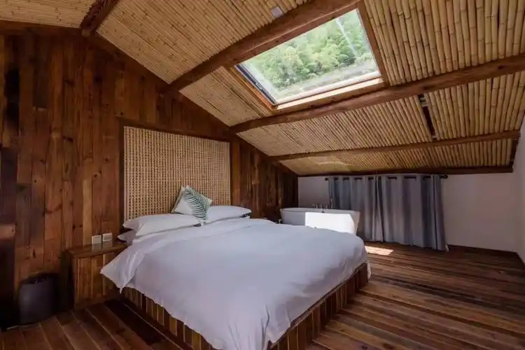 竹林仙境里的高颜值庭院民宿,去星空屋品"竹海仙境"!