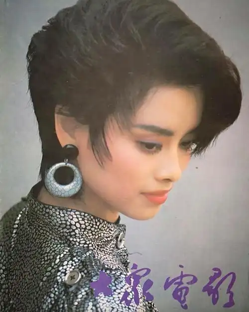 如何评价歌手毛阿敏的地位? - 知乎