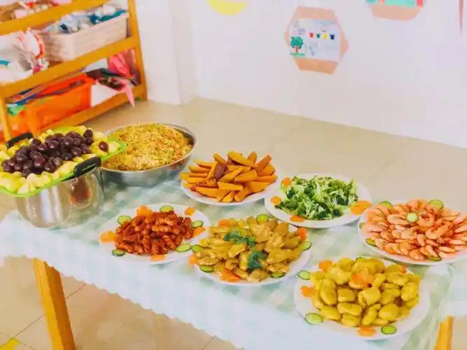 集美区向阳幼儿园美味自助餐活动分享