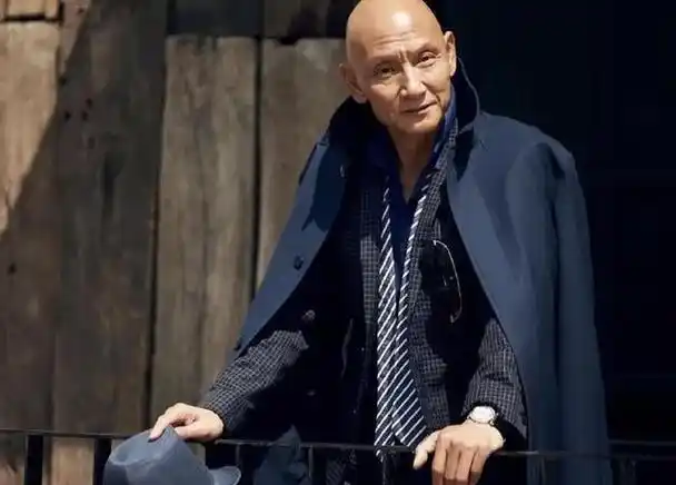 回顾杜玉明娶12岁相识初恋逆袭成金牌反派一生只爱一人