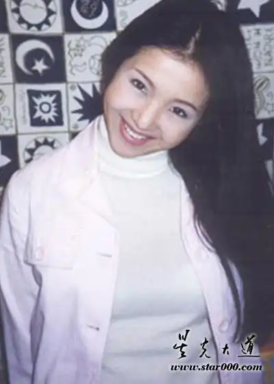 赵小艺生活演艺照一