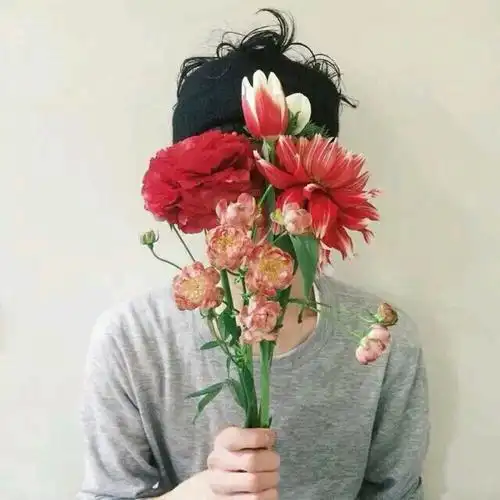 头像男生清新花