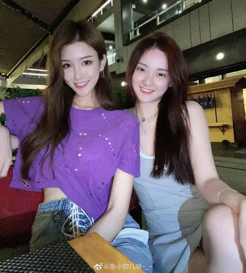 1米77前女友晒闺蜜团,难怪他至今念念不忘_马阳阳