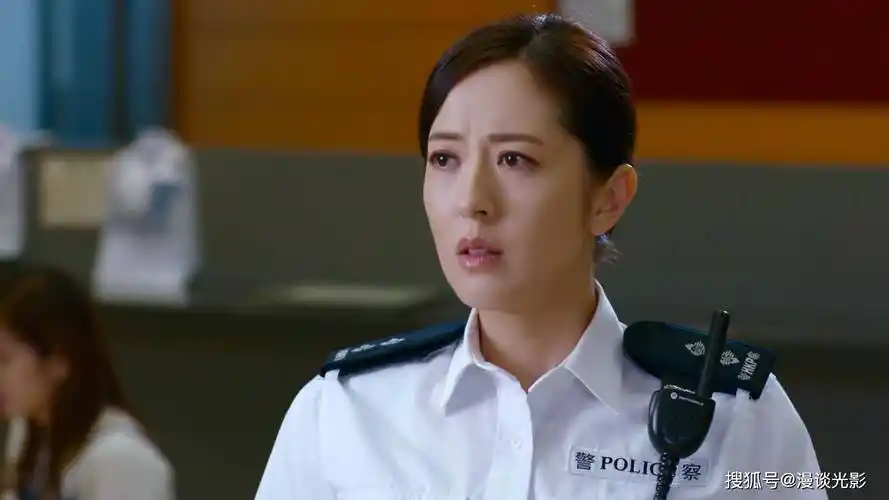 《隐形战队》的唐诗咏,武打戏依旧是最大的短板_胡定欣_英雄_铁拳