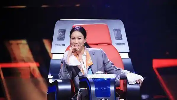 《中国好声音》强势回归,导师中没有了那英你会觉得遗憾吗_周杰伦