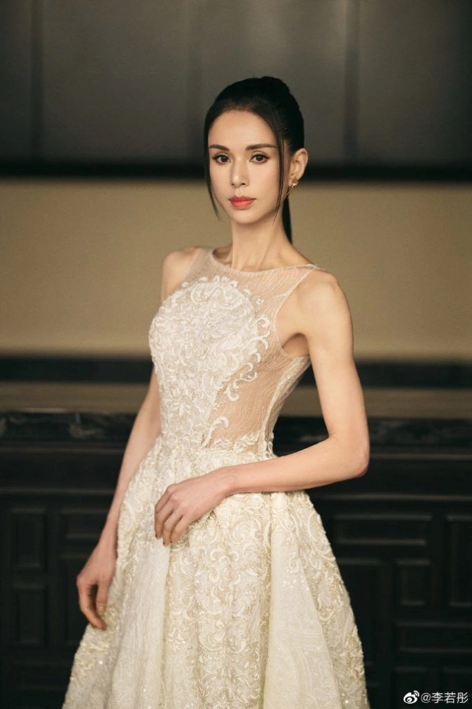 李若彤资料(李若彤个人简介原名)