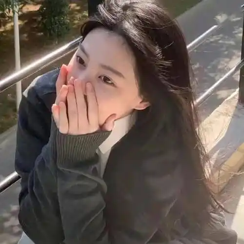 头像很难不心动的女生头像676767