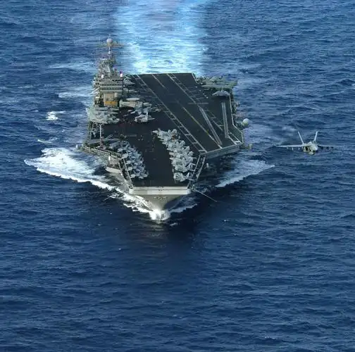 美国海军尼米兹级核动力航空母舰高清大图