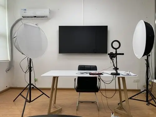 伊凡直播间等你来嗨 写美篇热爱直播的朋友可以到伊凡直播间直播,设备