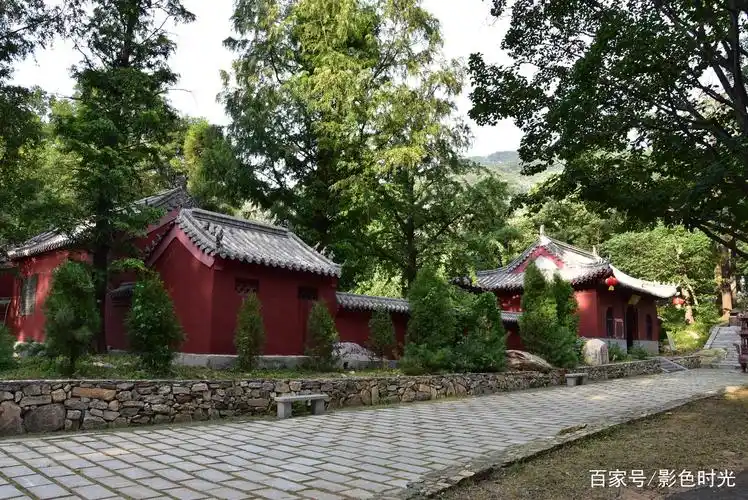 走近幽谷深处的一个古寺 探寻千年庙宇遗迹