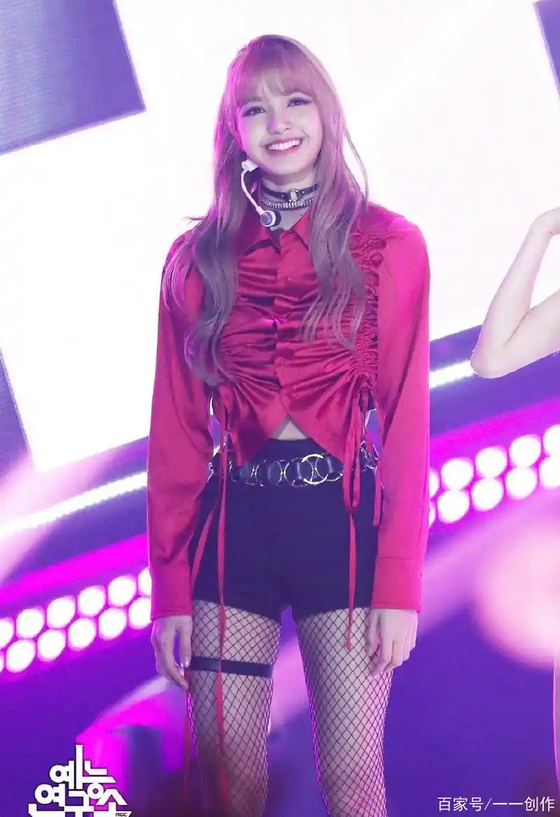 lisa舞台造型高清美照