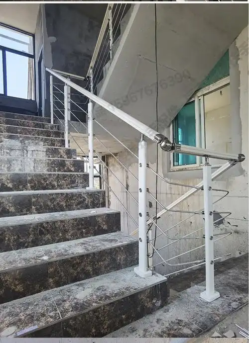 楼梯扶手高分子pvc家用木纹靠墙塑木栏杆幼儿园马蹄形圆形护栏【图片