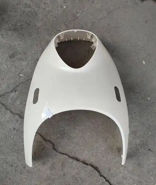 雅迪冠能m6电动车外壳塑件前围前泥板大灯烤漆件塑料件配件前面板大灯