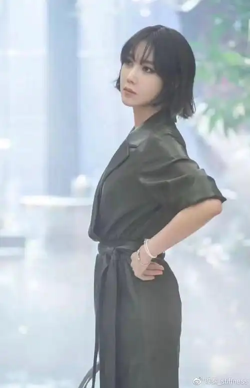 顶楼2收视率创新高李智雅颜值演技双在线又飒又美太惹眼