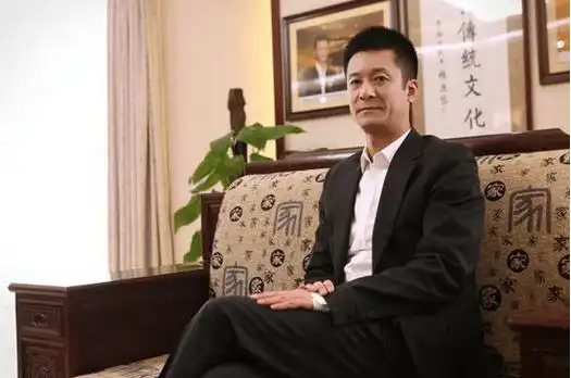 权健董事长束昱辉