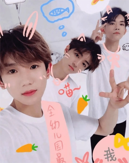 tfboys新歌上线, 三人白衬衣造型满满少年感,网友泪目!