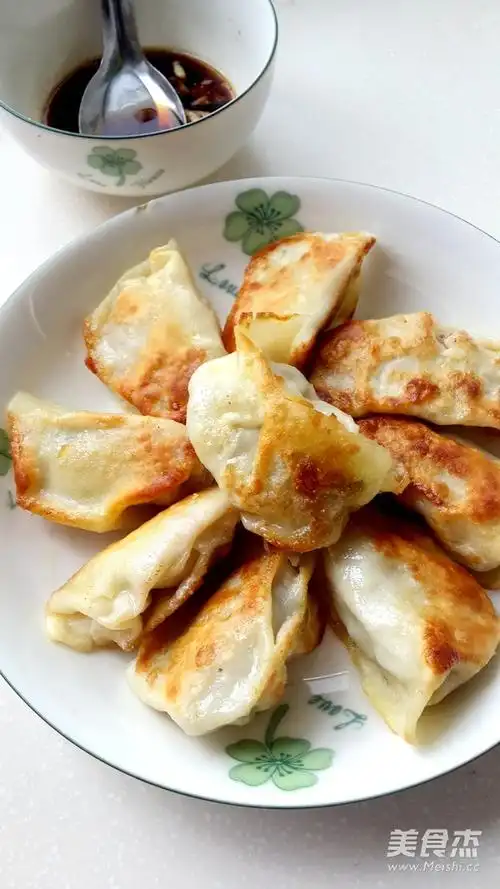 猪肉白菜煎饺的做法【图】猪肉白菜煎饺的家常做法大全怎么做好吃视频