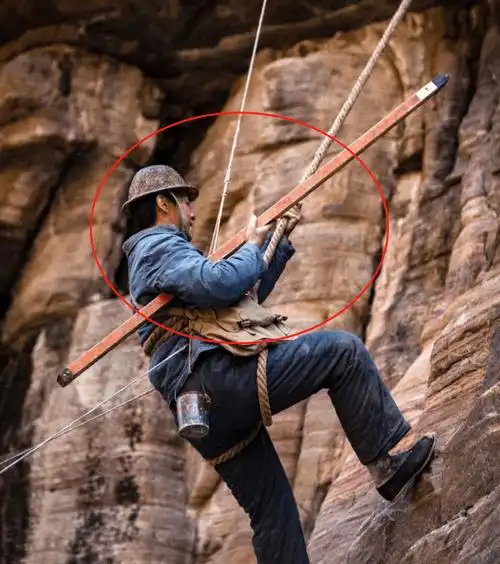 邓伦亲自上阵在悬崖吊威亚,想不火都难_观众_时候_都会