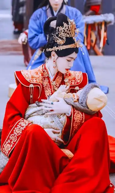 燕云台 萧燕燕 唐嫣 cr.苍狗照落花