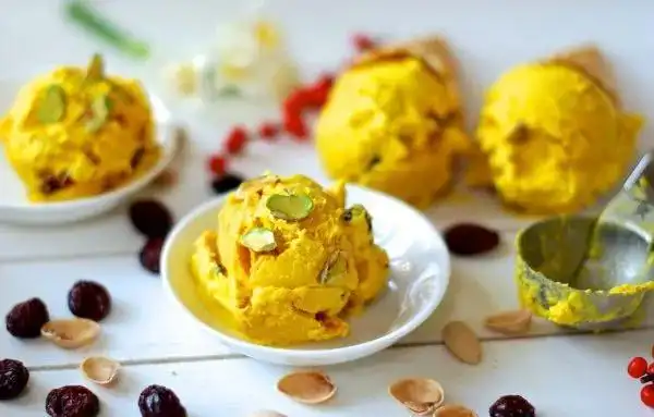 世界冰淇淋巡礼(二十二):藏红花映衬的伊朗冰淇淋(附制法)