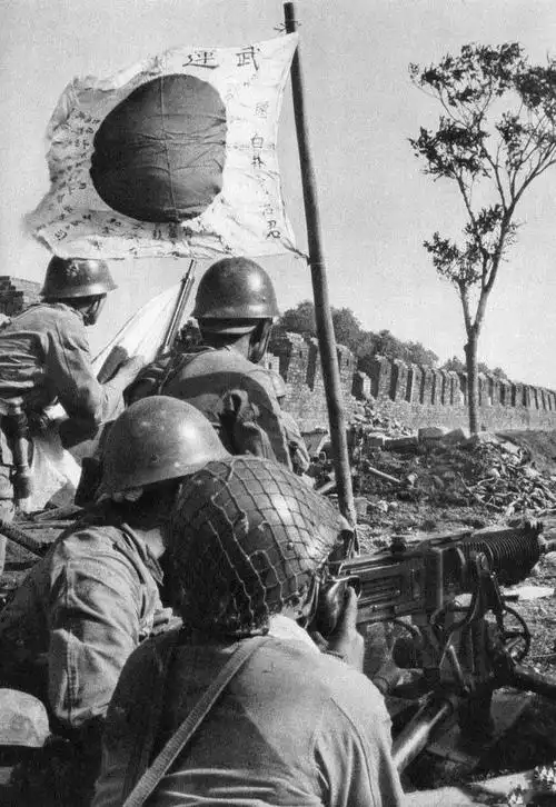 罪证:真实的日军侵华图集-华中战场(十六)