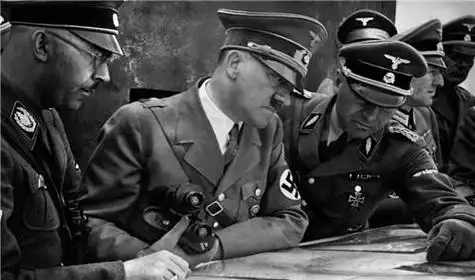 第一位新婚两天自杀,第三位枪决后被百姓暴尸_希特勒_战争_墨索里尼