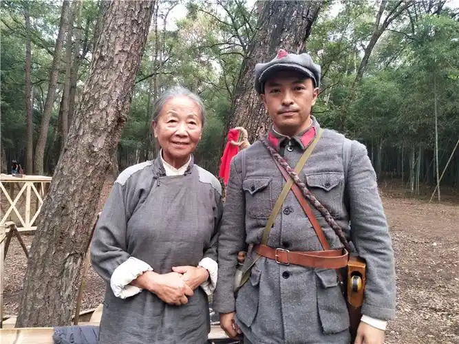 电视剧《兰桐花开》