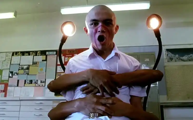 【百变星君】百变星星再一次降服调皮学生,变身智能答题机考核答题