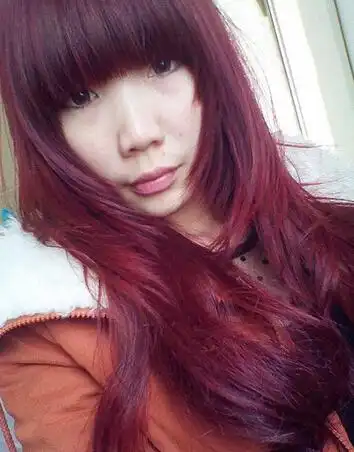 女生葡萄紫红色发型图片大全