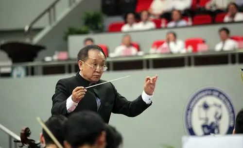 2017级新生开学典礼隆重举行