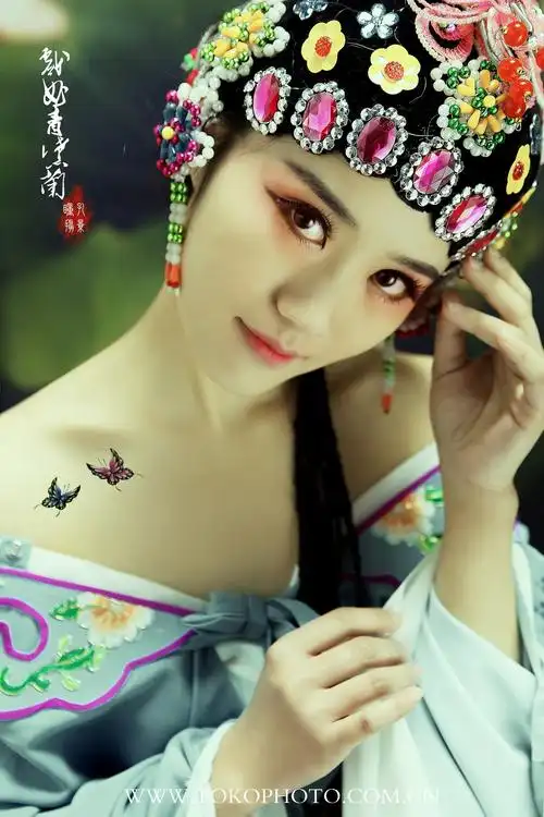 古装之戏曲青黛兰