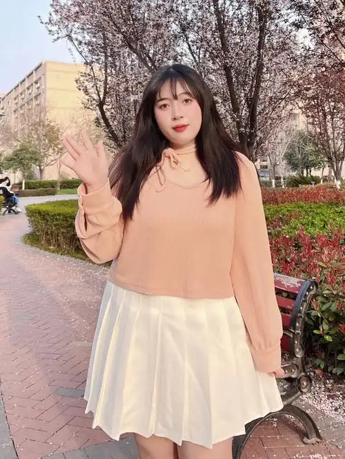 168cm180斤把春天披在身上的温柔显瘦穿搭