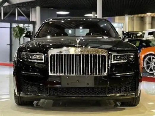 劳斯莱斯古思特黑色458万随时提车