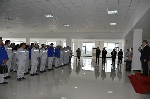 南健治会长视察东风井关襄阳新工厂