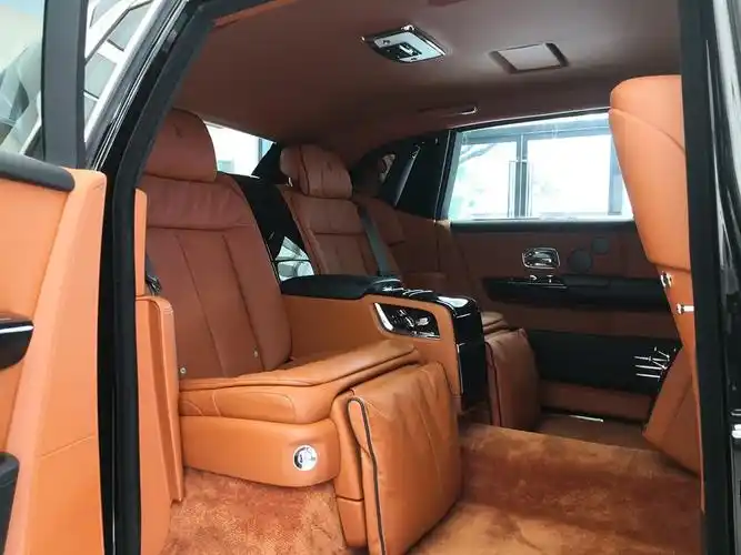 劳斯莱斯幻影选干邑棕内饰尽享纯粹之美