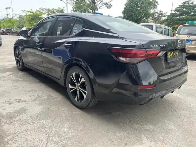 6自动悦亨版,美女一手车,仅仅行驶5万多公里车_轩逸/轩逸·纯电社区