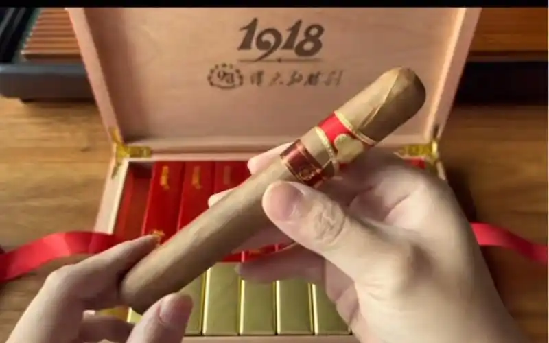 这是一盒有故事的雪茄-长城1918伟大的胜利