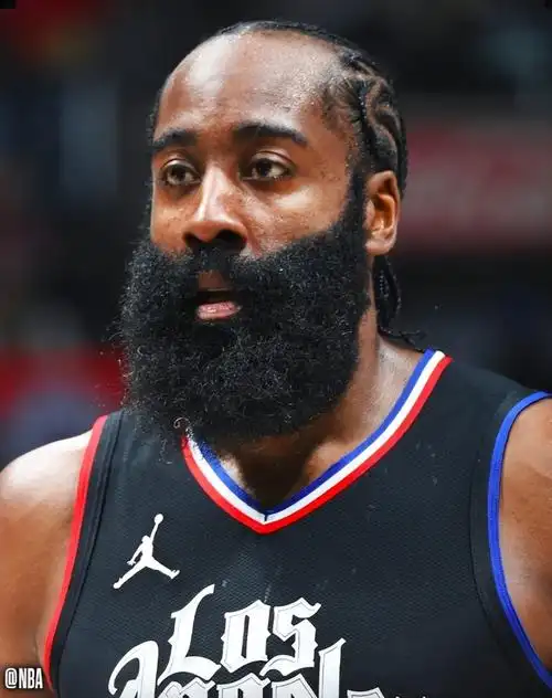 哈登19 8 5填满数据栏 三场狂轰70分 助攻升至历史第15