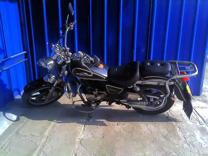 力帆150太子摩托便宜处理了!1000元!