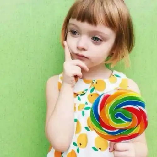 小萝莉棒棒糖清新风头像